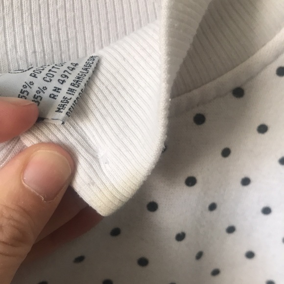 90s Trend Basics Polka Dot Sweatshirt - Picture 9 of 9